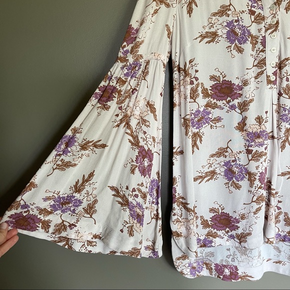 Free People Easy Girl Bell Sleeve Floral Blouse XS - Picture 6 of 16